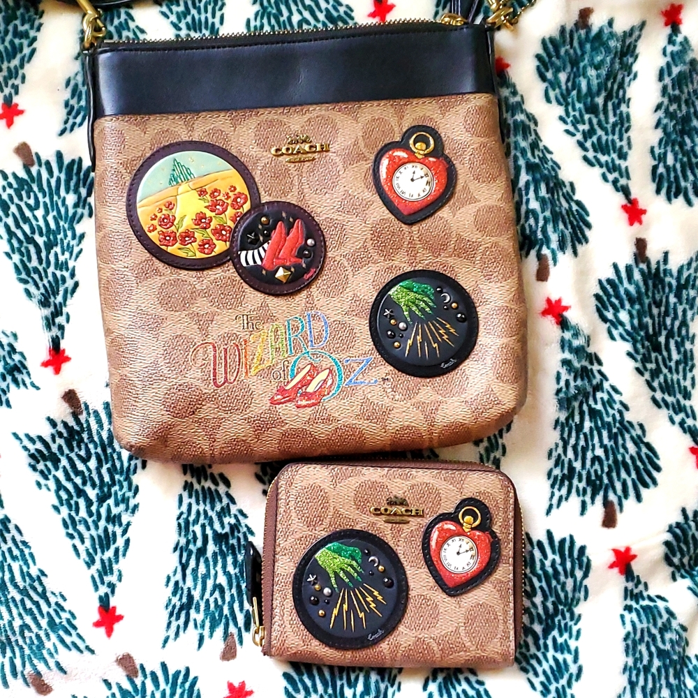 Coach crossbody with matching wallet. Wizard of Oz collection.